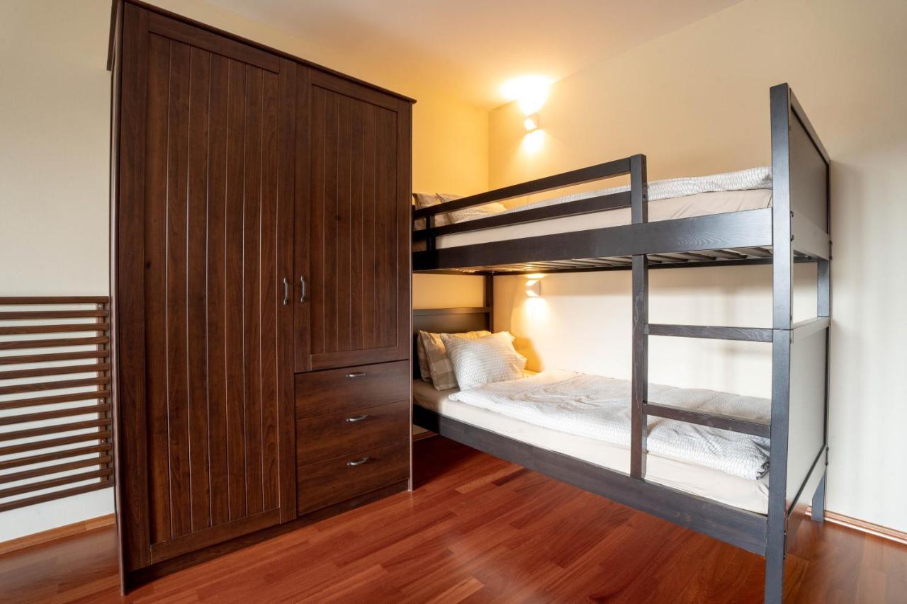 Alpine Apartments Marcella Zirovnica Bagian luar foto