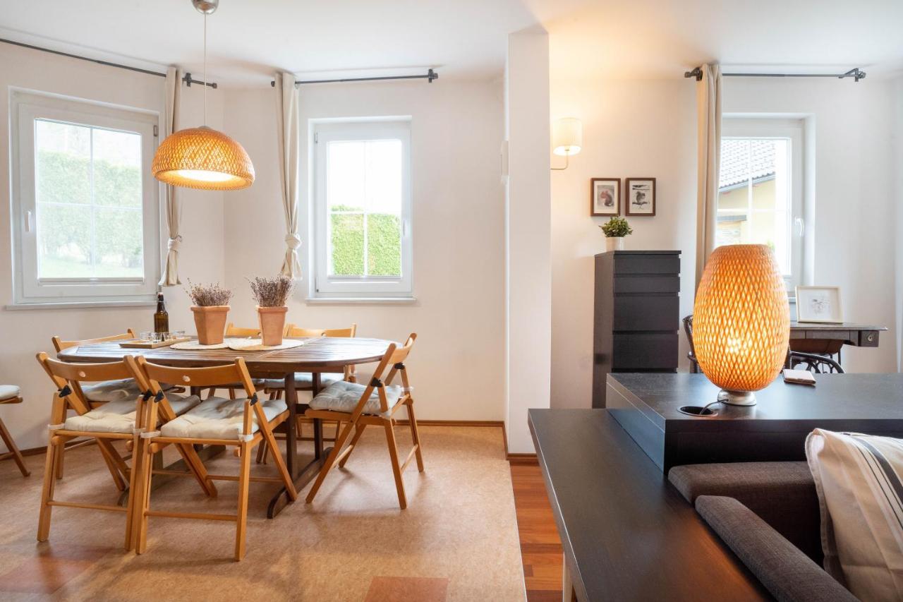 Alpine Apartments Marcella Zirovnica Bagian luar foto