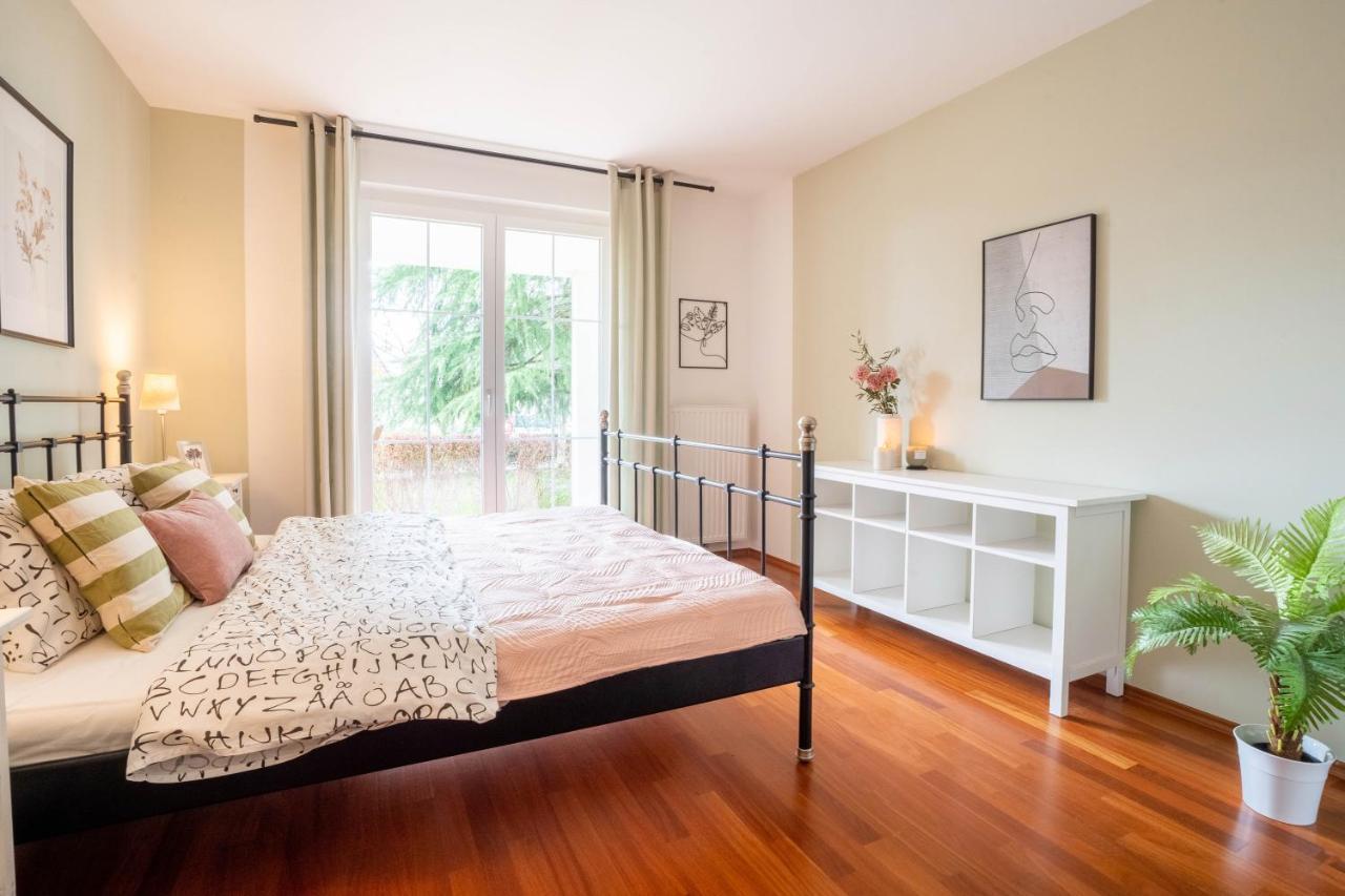 Alpine Apartments Marcella Zirovnica Bagian luar foto